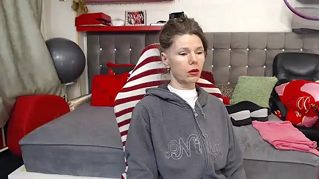 kellyterapy's cam snapshot