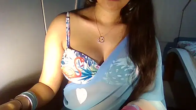 Yashika_Loves's cam snapshot