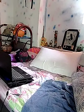 themaykiin18 live sex cam