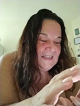 Yaya_Mineira live sex cam