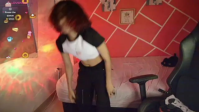 sweety_dreambaby's cam snapshot