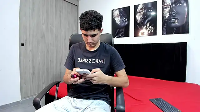 Alejo_Grey's cam snapshot