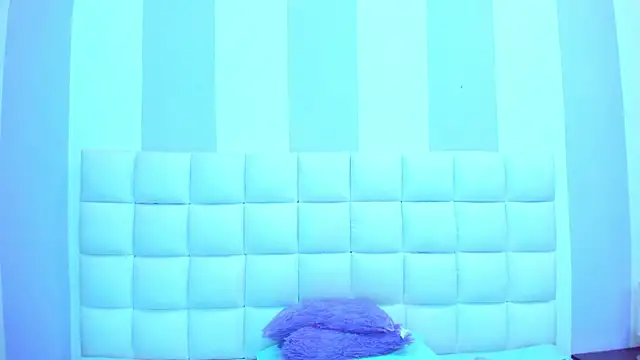 teresasroom_'s cam snapshot