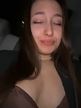 ICrazyOneIRL live sex cam