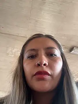 alana_69's cam snapshot