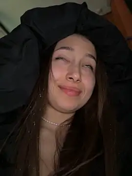 ICrazyOneIRL live sex cam