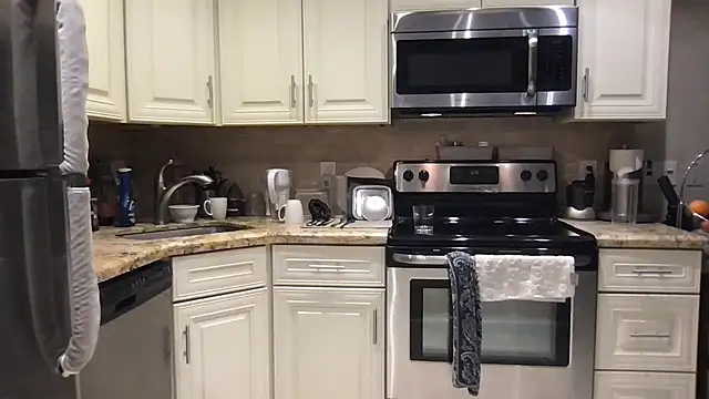 BigGuyMuscle live sex cam