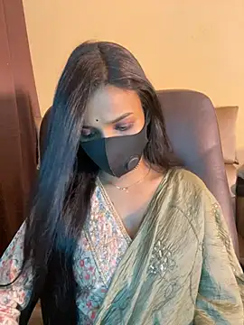 its_ur_flora's cam snapshot