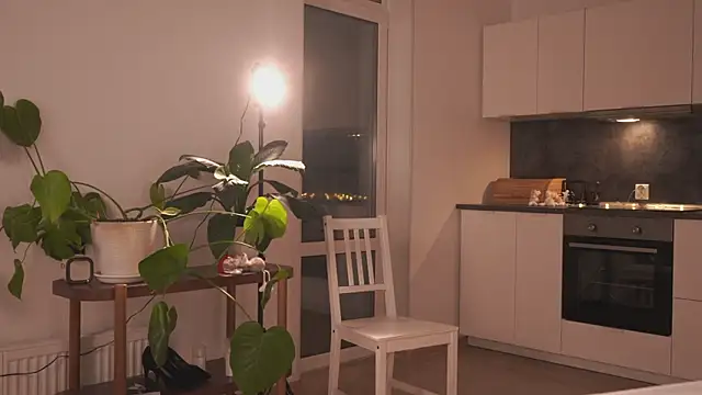 EleniRoeber's cam snapshot