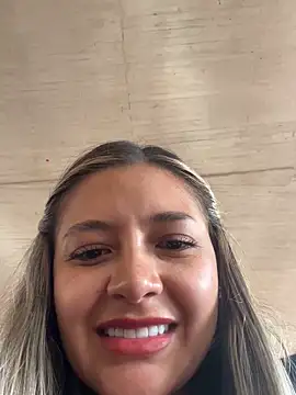 alana_69's cam snapshot