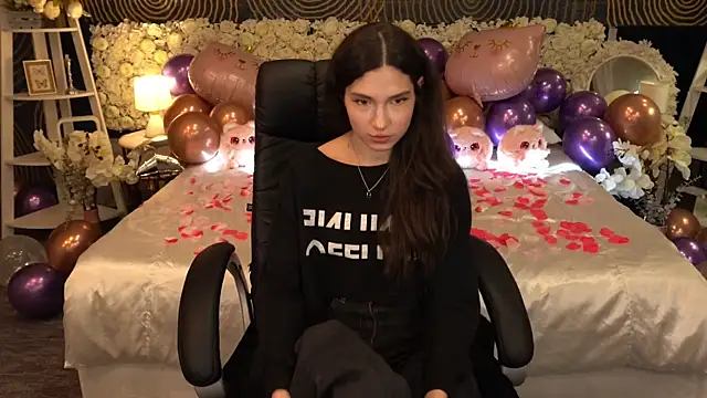 BabyFlowerr's cam snapshot