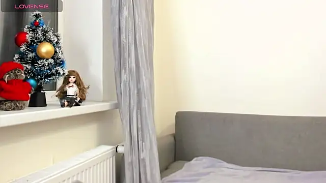 _ellen_meow_'s cam snapshot