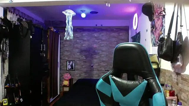 AngelaQueen_'s cam snapshot