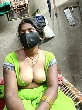 Arti032 live sex cam