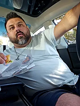 Roddog18 live sex cam