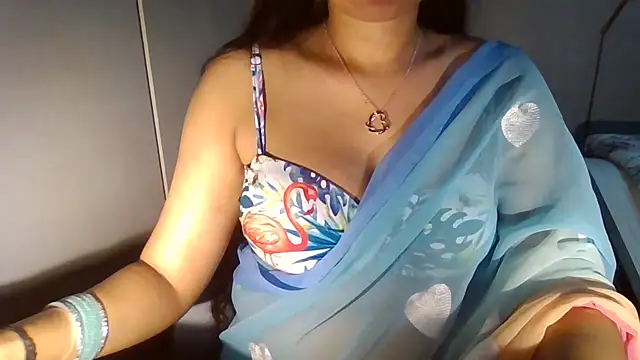 Yashika_Loves's cam snapshot