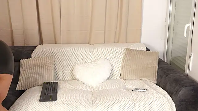 SatyaDj's cam snapshot