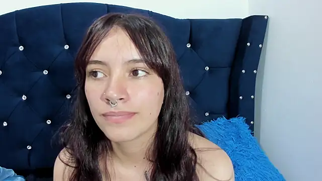 nahomy_glow's cam snapshot