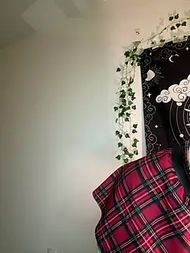 Helena_manok's cam snapshot