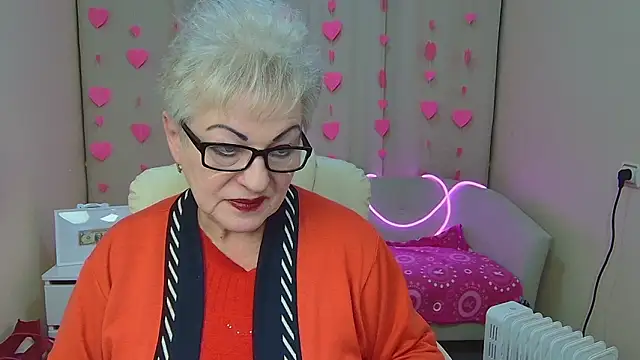 KayleSmoll's cam snapshot