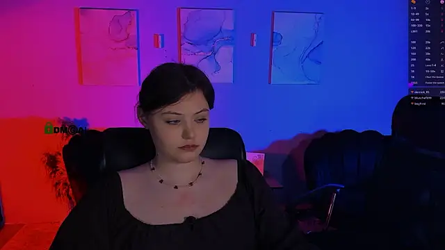 nikole_kitt's cam snapshot