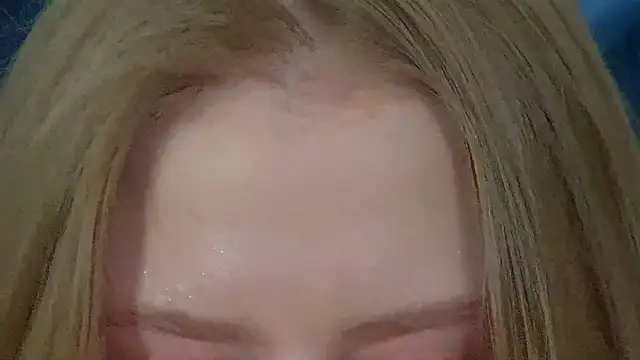 SelinSwarovski's cam snapshot