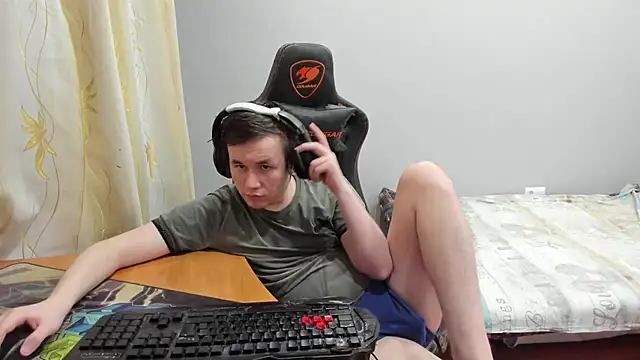 iliaskrislove live sex cam