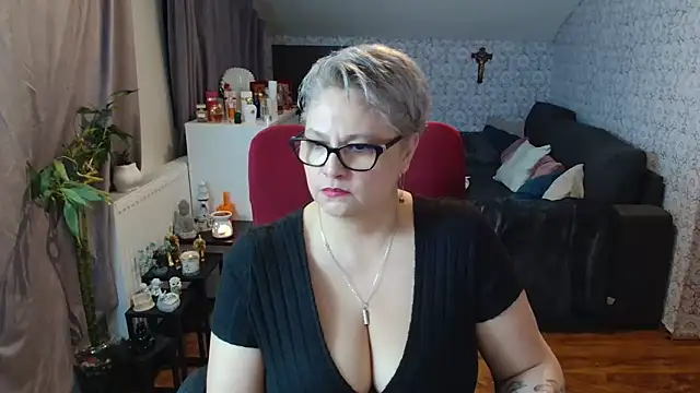 bigtits4you's cam snapshot