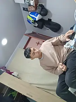 Andres_medi32 live sex cam