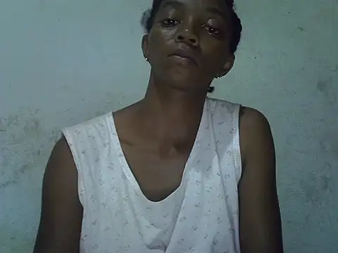 ElianeHot's cam snapshot