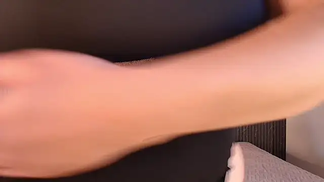 big_tits_in_your_face's cam snapshot