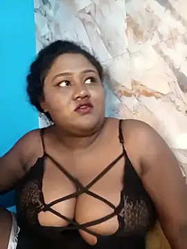 horny_diana's cam snapshot