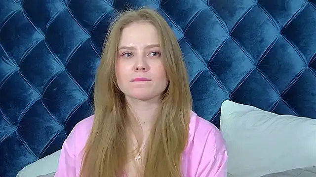 SelinSwarovski's cam snapshot