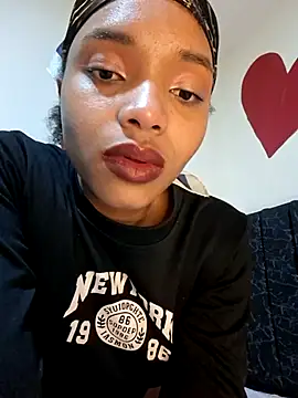 Ebony_love07's cam snapshot