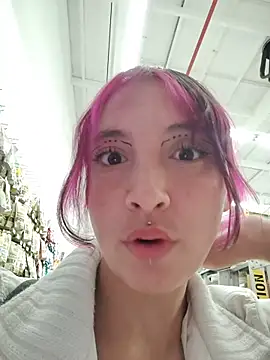 _Laary_Lily's cam snapshot