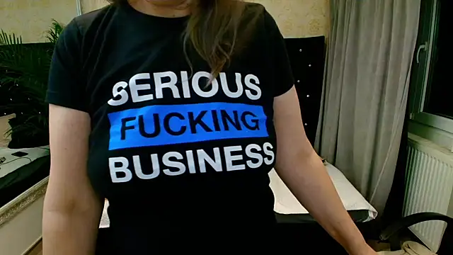 Lilly_hott's cam snapshot