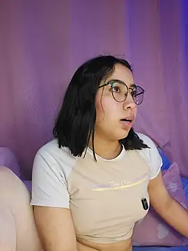 anni_ross's cam snapshot