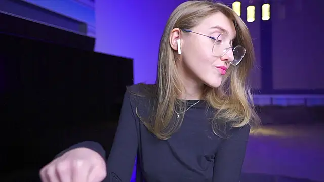 CassiaBlade1's cam snapshot