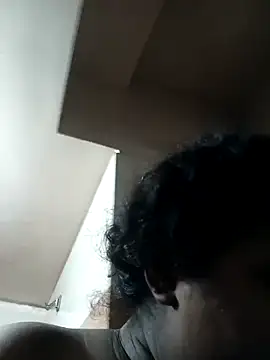 horny_diana's cam snapshot