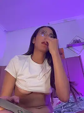 elegant__rouse's cam snapshot