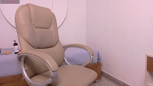 KaelSwitch's cam snapshot