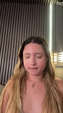 MiaPetit_'s cam snapshot