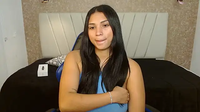 POCAHONTAS---'s cam snapshot