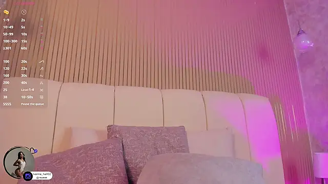 Ivana_Hall's cam snapshot