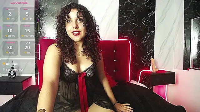 AbrilVega_29's cam snapshot