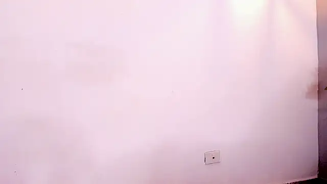 Stefany_sanchez18's cam snapshot