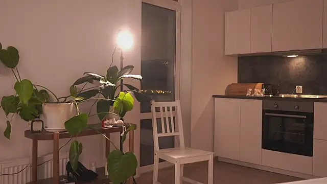 EleniRoeber's cam snapshot