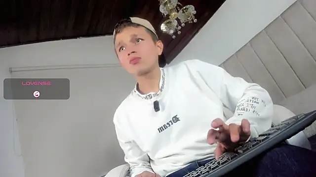 Tim_wolf live sex cam