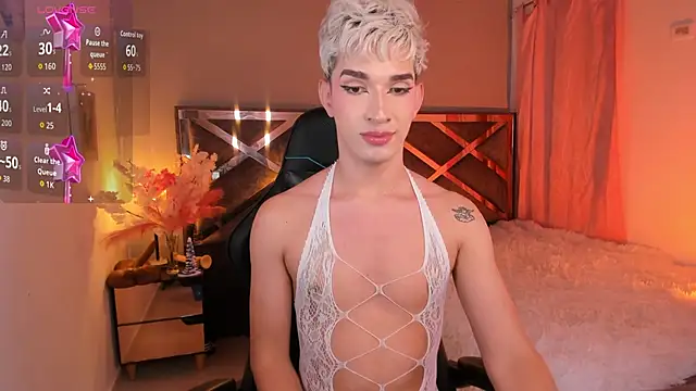 Cherry_zayden_'s cam snapshot