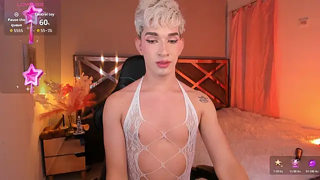 Cherry_zayden_'s cam snapshot